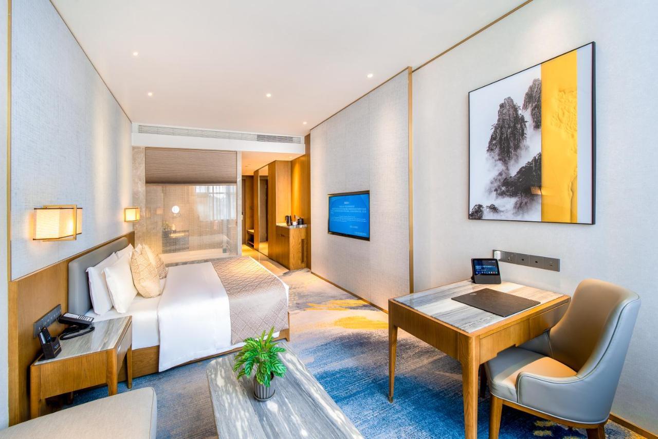 ホテル Wyndham Shiyan Downtown エクステリア 写真